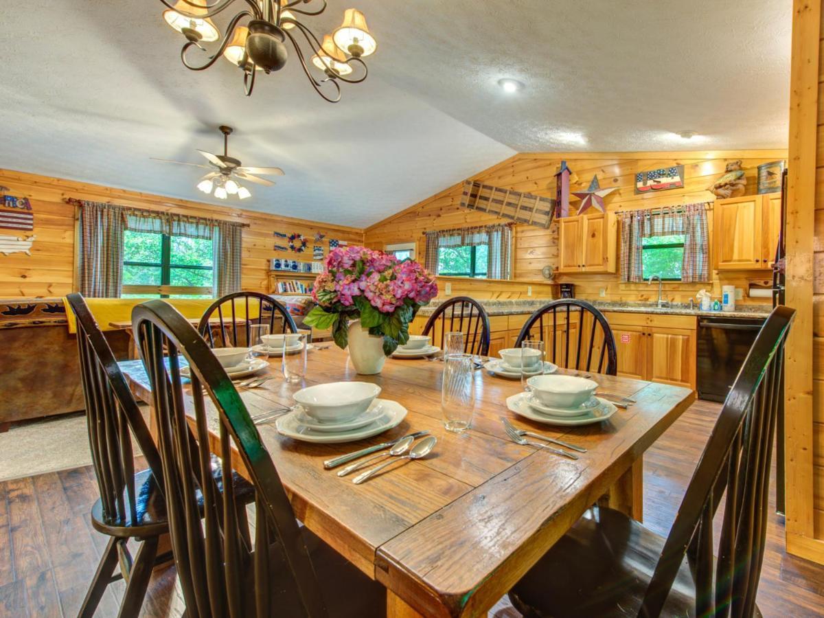 Great Expectations, 3 Bedrooms, Fireplace, Pool Table, Hot Tub, Sleeps 10 Gatlinburg Exterior photo
